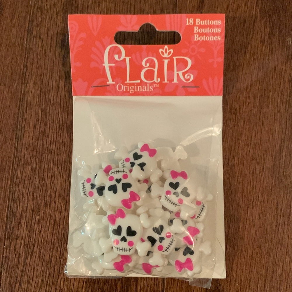 Flair Originals Cute Skull Buttons